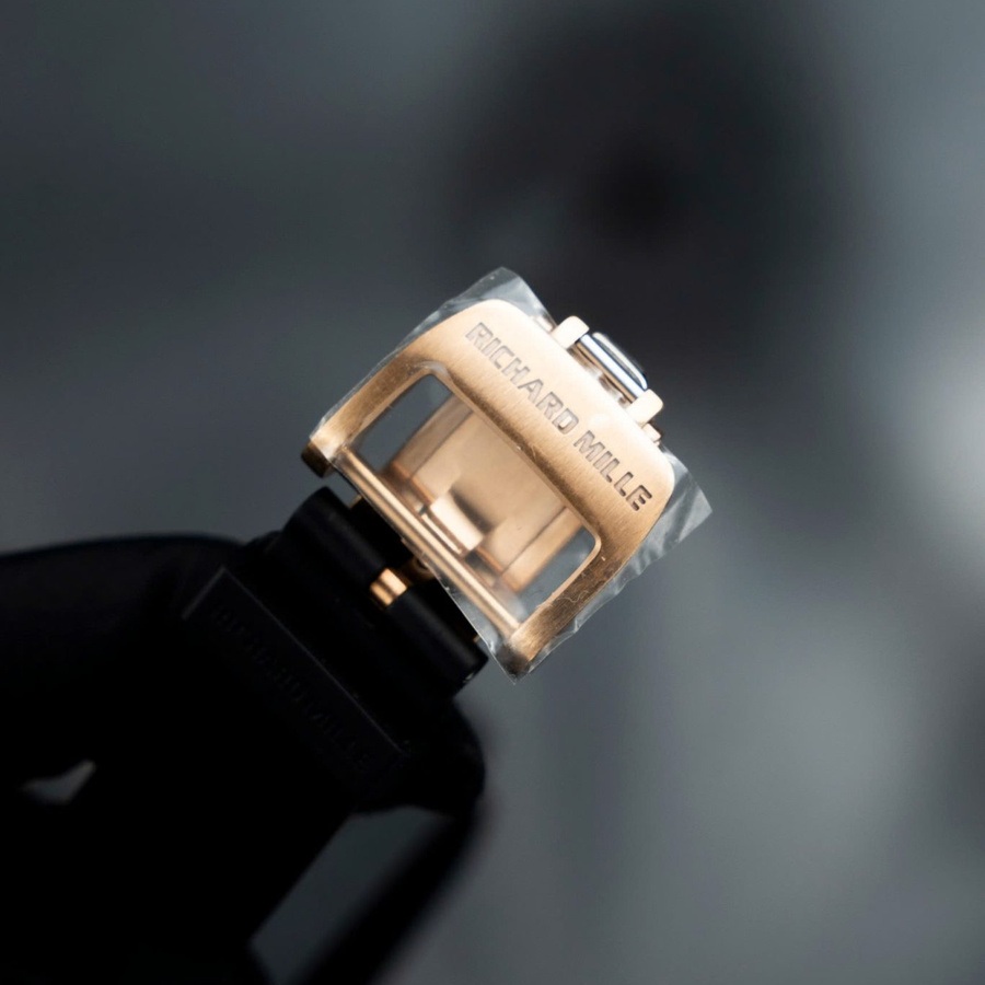 Reloj réplica: Richard Mille RM 07-01, oro rosa, diamantes, ónice, esfera, correa de caucho, ZF 45.32 X 32,3 mm — clásico – Foto 9