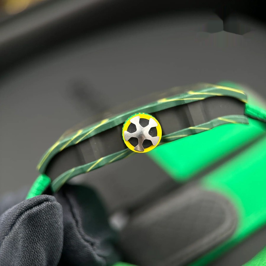 Reloj réplica: Richard Mille RM 67-02 Wayde Van Niekerk, automático, extraplano, verde, Quartz TPT 47.52 X 38,7 mm — exclusivo – Foto 10