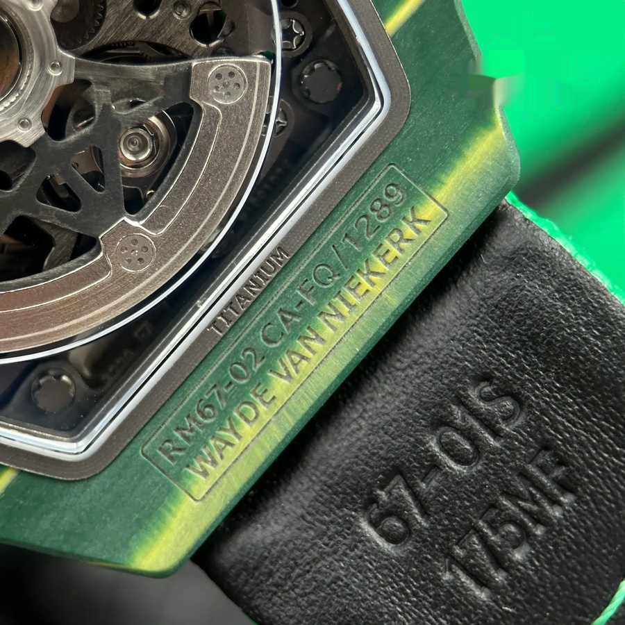 Reloj réplica: Richard Mille RM 67-02 Wayde Van Niekerk, automático, extraplano, verde, Quartz TPT 47.52 X 38,7 mm — exclusivo – Foto 13
