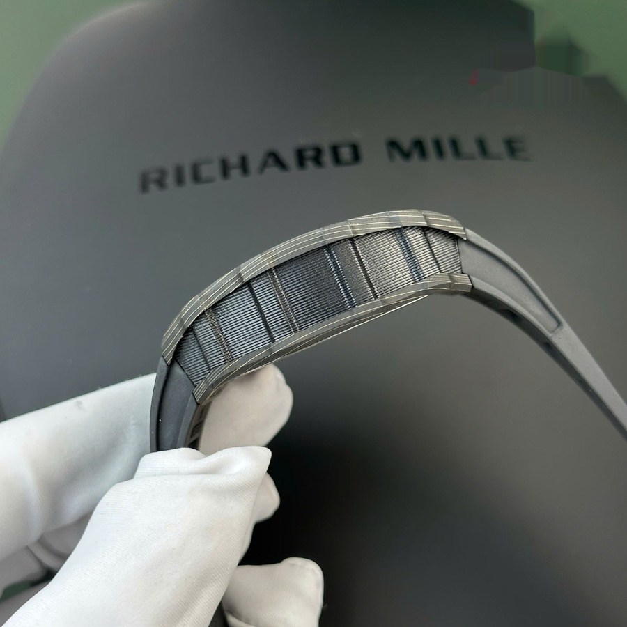 Reloj réplica: Richard Mille RM 12-01, tourbillon, edición limitada, Carbon TPT 48 mm X 39,3 mm — impecable – Foto 9