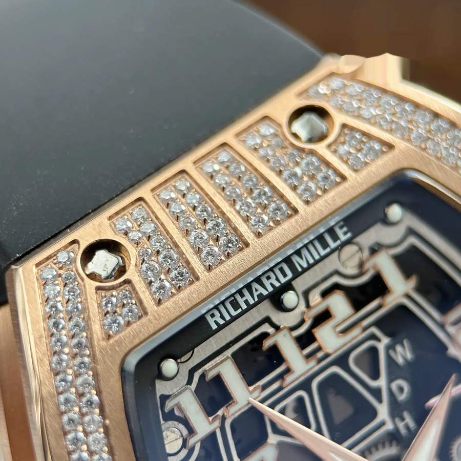 Reloj réplica: Richard Mille RM67-01, oro rosa, extraplano, engaste parcial, moissanitas, 38,7 mm X 47,5 mm — lujoso – Foto 7