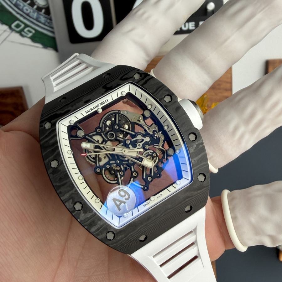 Reloj réplica: Richard Mille RM 055 Bubba Watson, blanco, Carbon NTPT, movimiento vaucher, 42,7 mm X 49,9 mm — popular – Foto 3