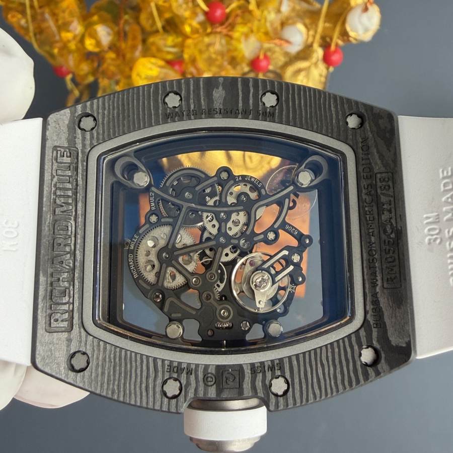 Reloj réplica: Richard Mille RM 055 Bubba Watson, blanco, Carbon NTPT, movimiento vaucher, 42,7 mm X 49,9 mm — popular – Foto 8