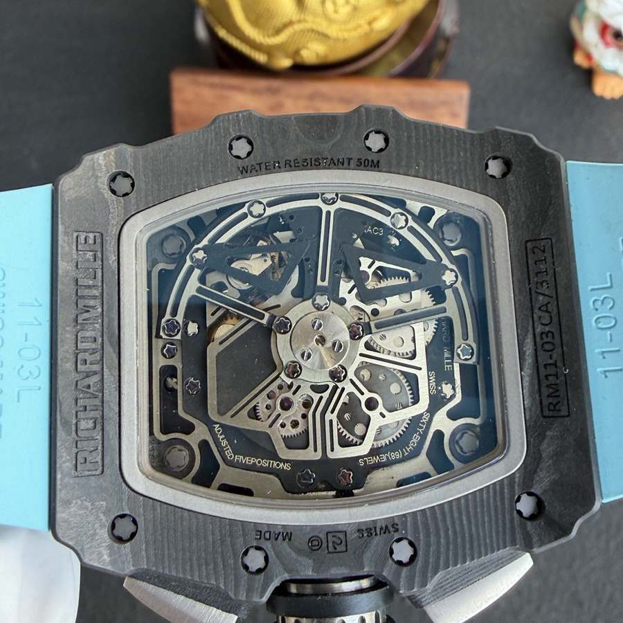 Reloj réplica: Richard Mille RM 11-03, negro, Carbon TPT, automático, cronógrafo, 49.94 X 44,5 mm — de gran lujo – Foto 7