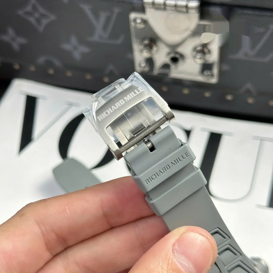 Reloj réplica: Richard Mille RM 055 Bubba Watson, titanio, &, cerámica, gris, ZF 42,7 mm — discreto – Foto 12